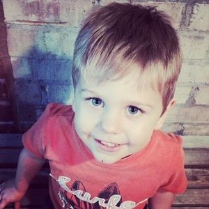 Meet your Posher, Derek